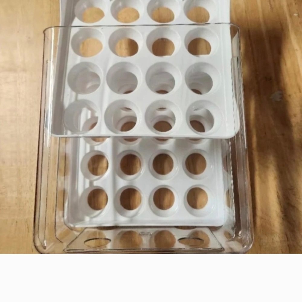 Stackable White Egg Storage Container - Picture 5 of 10